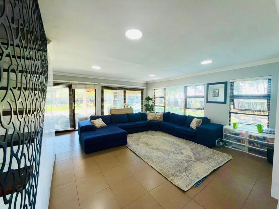 4 Bedroom Property for Sale in Roodewal Free State